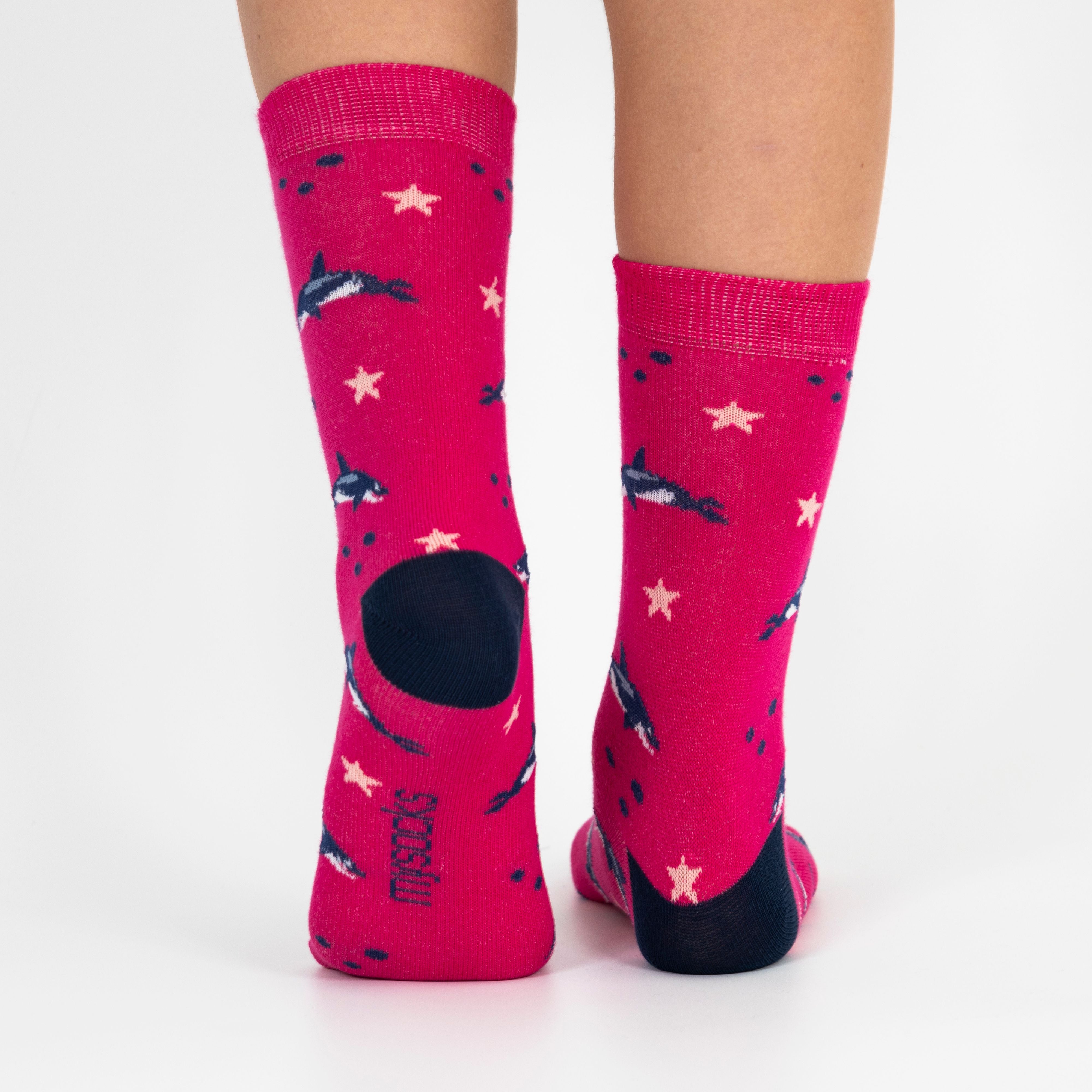 3 pairs of kids fish pattern crew socks in purple and pink with seamless toes.